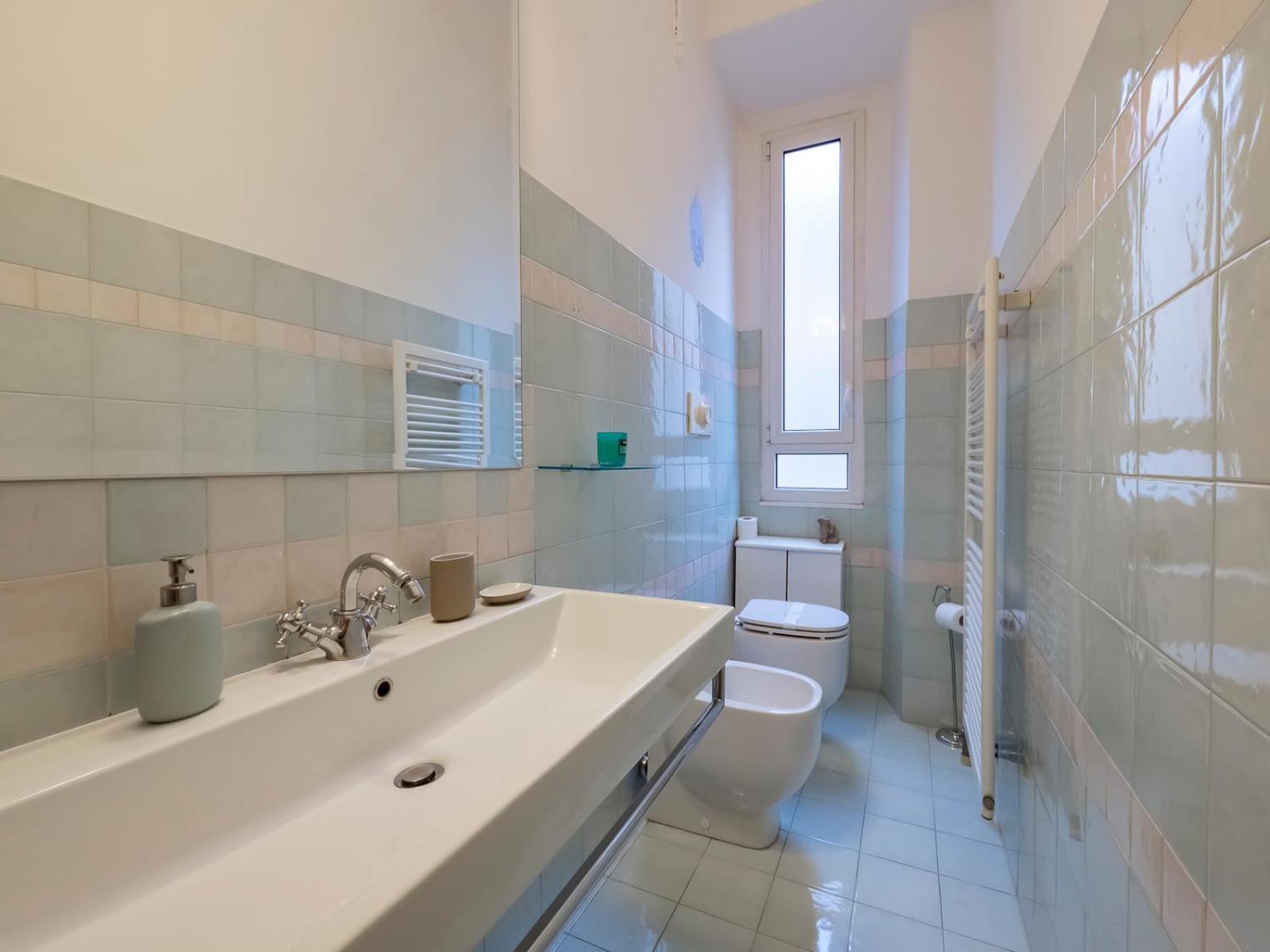 Xenia - Elegant Two-room In Porta Venezia Milán